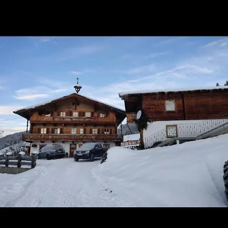 Bergbauern Ottenhof Гостевой дом Бриксен-им-Тале